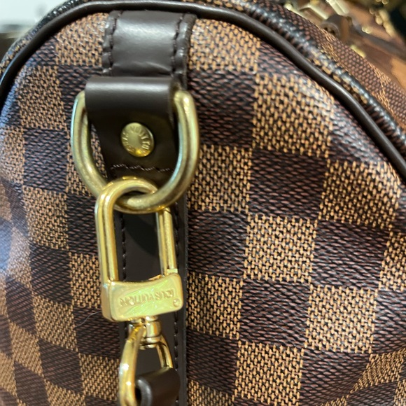Authentic Louis Vuitton Speedy Bandoulière 30 Damier Ebene - Picture 7 of 13